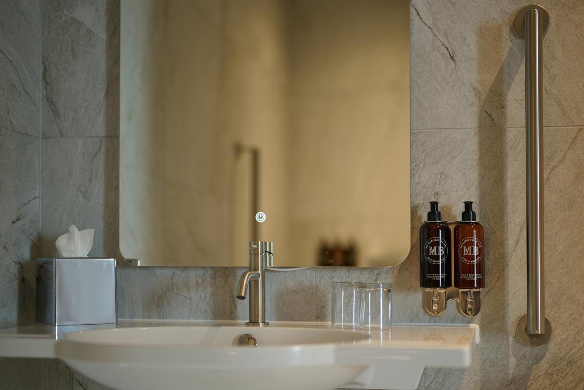 The Resident Edinburgh - Newly Open Ξενοδοχείο Εξωτερικό φωτογραφία